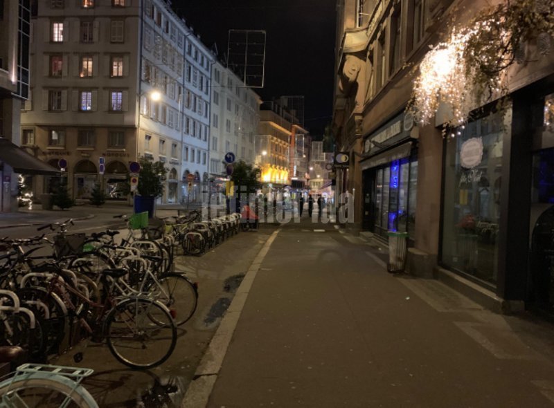 Ερημη πόλη το Στρασβούργο μετά την τρομοκρατική επίθεση [αποκλειστικές εικόνες] | iefimerida.gr 0