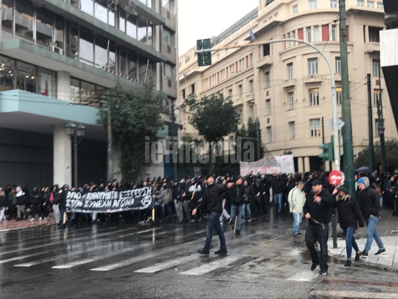 Η πορεία φτάνει στο Σύνταγμα