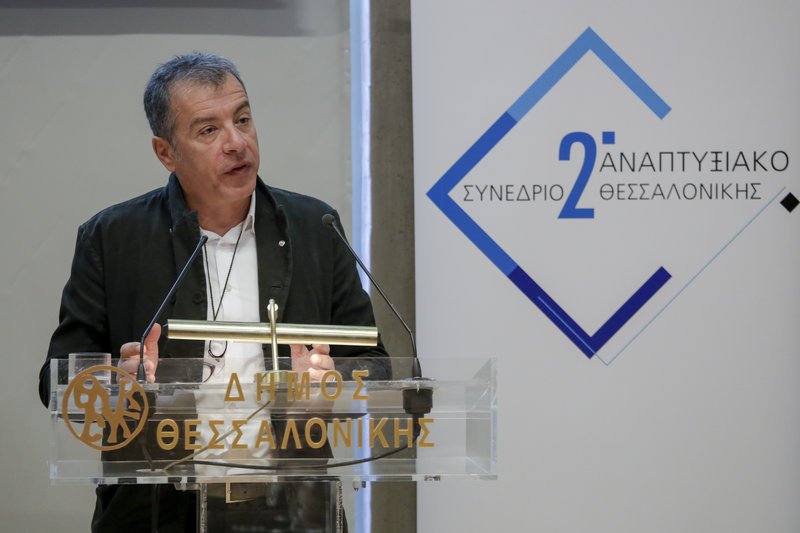 Θεοδωράκης: Αυτή τη στάση θα κρατήσω στη Βουλή για την Συμφωνία των Πρεσπών | iefimerida.gr 1