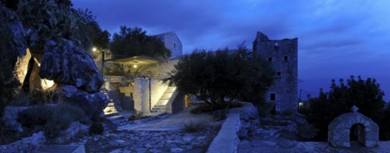 Maina: Ενας εγκαταλελειμμένος πύργος στη Μάνη μεταμορφώθηκε σε cosy βίλα διακοπών -Απλά εκπληκτικό [εικόνες] | iefimerida.gr 12