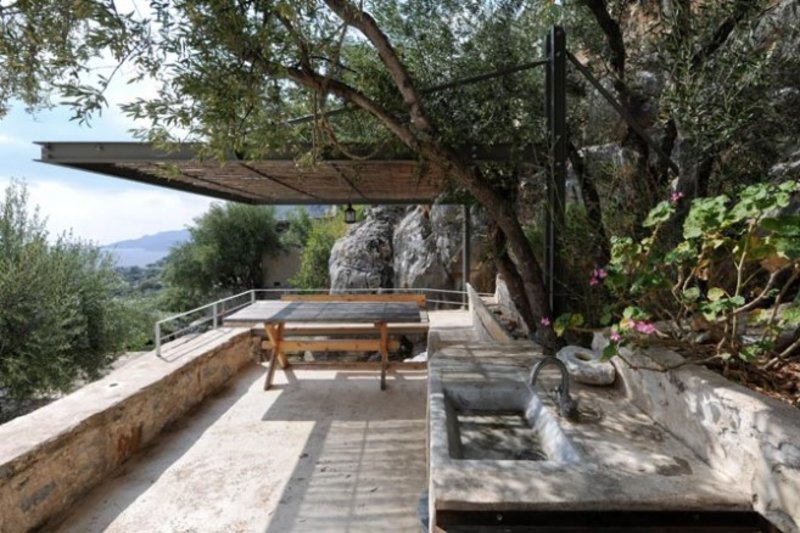Maina: Ενας εγκαταλελειμμένος πύργος στη Μάνη μεταμορφώθηκε σε cosy βίλα διακοπών -Απλά εκπληκτικό [εικόνες] | iefimerida.gr 8