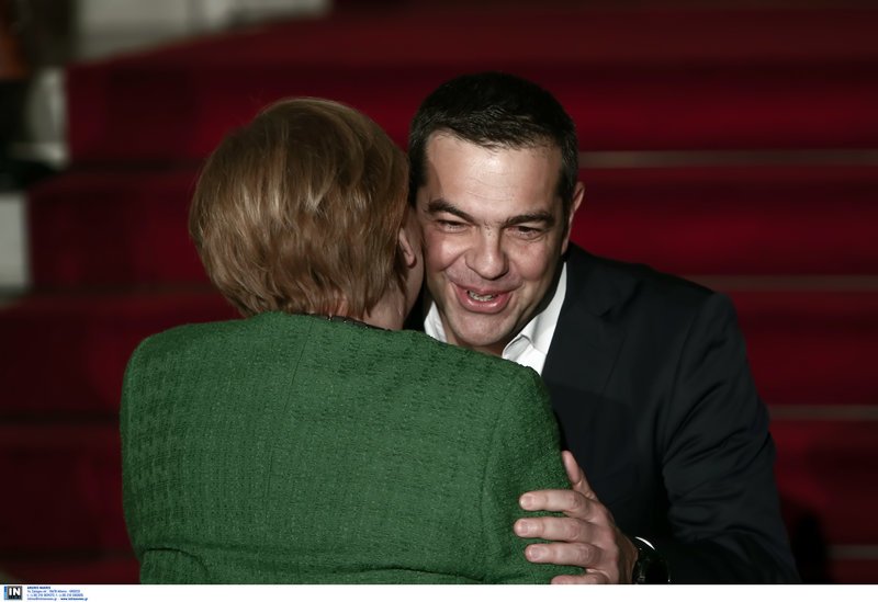 Μέρκελ: Είναι ευγνώμων στον Τσίπρα -Δεν θα επηρεάσω τον Μητσοτάκη [εικόνες & βίντεο] | iefimerida.gr 9
