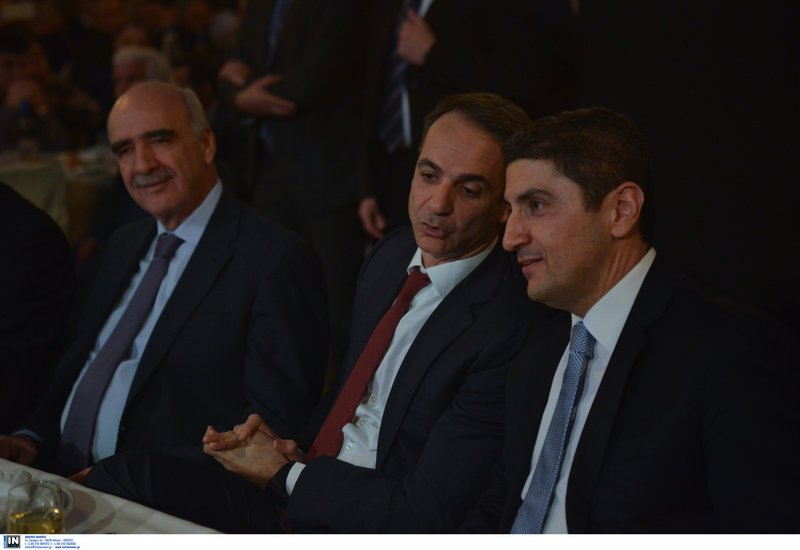 Ο Βαγγέλης Μεϊμαράκης, ο Κυριάκος Μητσοτάκης και ο Λευτέρης Αυγενάκης -Φωτογραφία: Intimenews/ΒΑΡΑΚΛΑΣ ΜΙΧΑΛΗΣ