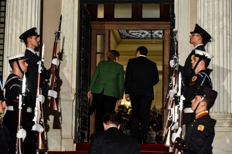 Μέρκελ: Είναι ευγνώμων στον Τσίπρα -Δεν θα επηρεάσω τον Μητσοτάκη [εικόνες & βίντεο] | iefimerida.gr 12