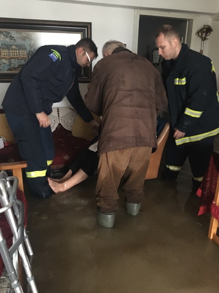 Σέρρες: Μεγάλες καταστροφές από την κακοκαιρία - Πλημμύρισαν σπίτια [εικόνες & βίντεο] | iefimerida.gr 2