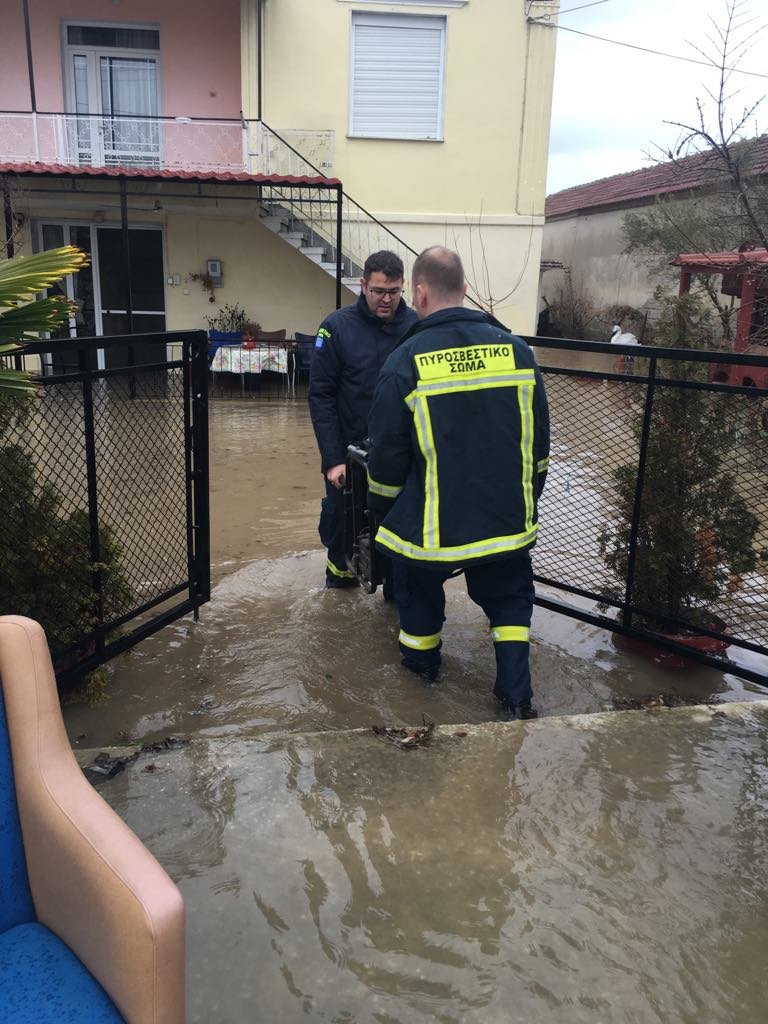 Σέρρες: Μεγάλες καταστροφές από την κακοκαιρία - Πλημμύρισαν σπίτια [εικόνες & βίντεο] | iefimerida.gr 0