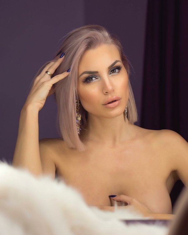 Κλάμα με το λάθος στην τόπλες φωτό της Αλεξάνδρας Παναγιώταρου [εικόνα] | iefimerida.gr 0