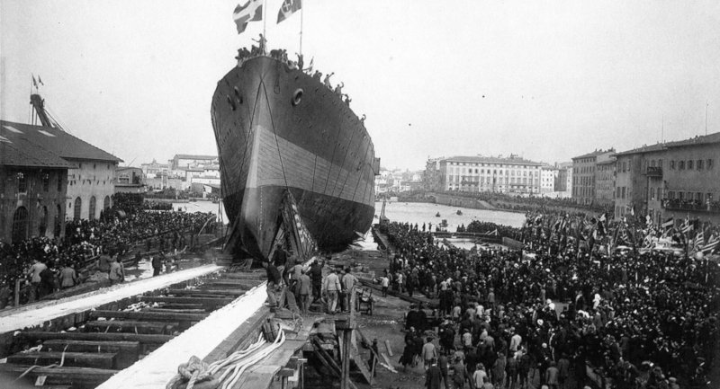 Η καθέλκυση του Αβέρωφ στις 12 Μαρτίου 1910 στα ναυπηγεία Ορλάντο του Λιβόρνο