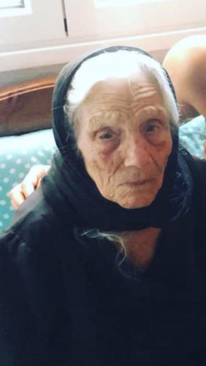 Καλύμνια γιαγιά πάει για ρεκόρ Γκίνες: Εχει 87 δισέγγονα, 50 εγγόνια και 2 τρισέγγονα [εικόνες] | iefimerida.gr 0