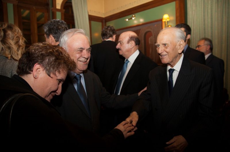 Ο Γιάνης Δραγασάκης με τον Αντώνη Λιβάνη
