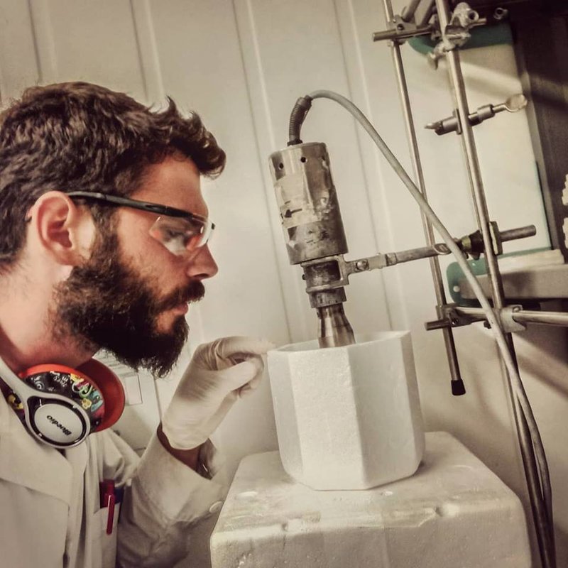 Σπύρος Γουρδούπης, ο ωραίος του Survivor 3: Ο μόνος που δεν είναι γυμναστής (αλλά έχει ντοκτορά) [εικόνες &amp; βίντεο] | iefimerida.gr 5