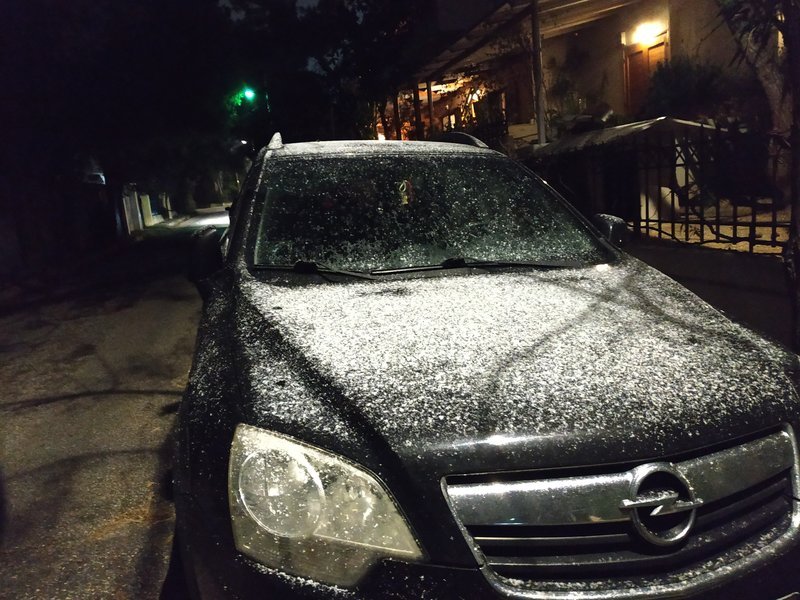 Σφοδρή χιονόπτωση στην Κηφισιά [εικόνες & βίντεο] | iefimerida.gr 15