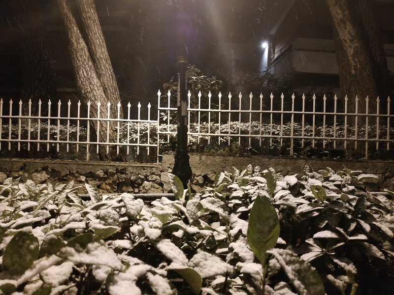 Σφοδρή χιονόπτωση στην Κηφισιά [εικόνες & βίντεο] | iefimerida.gr 13