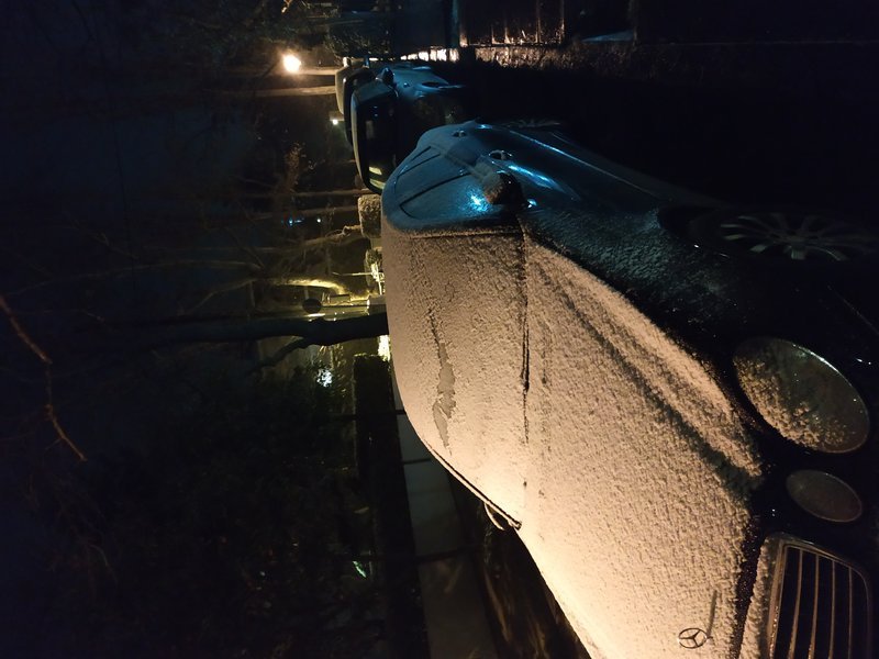 Σφοδρή χιονόπτωση στην Κηφισιά [εικόνες & βίντεο] | iefimerida.gr 8