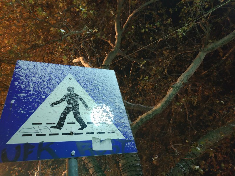 Σφοδρή χιονόπτωση στην Κηφισιά [εικόνες & βίντεο] | iefimerida.gr 3