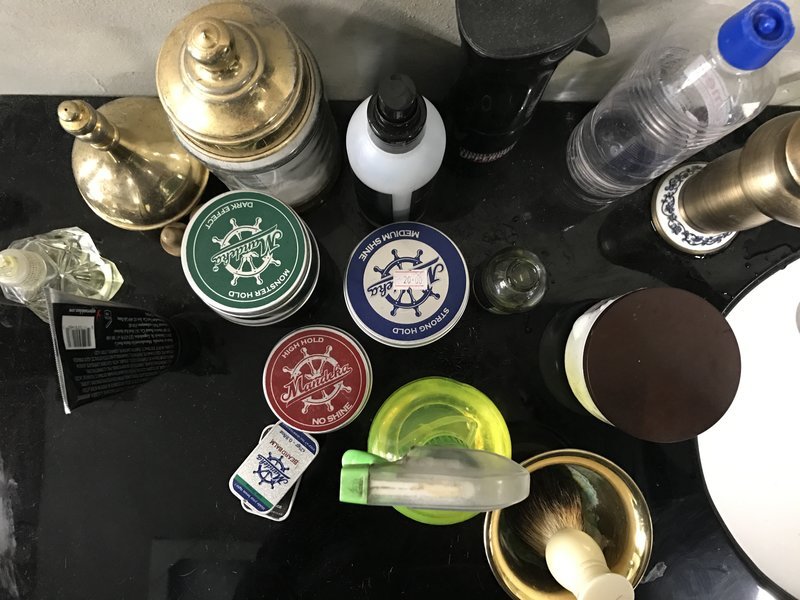 Mmiri ozuzo: Το τελευταίο σπίτι του Κολοκοτρώνη, στο κέντρο της Αθήνας, μετατράπηκε σε χώρο ομορφιάς μόνο για άνδρες [εικόνες]  | iefimerida.gr 2