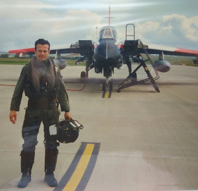 Αυτός είναι ο πιλότος του διθέσιου αεροσκάφους που κατέπεσε στο Μεσολόγγι [εικόνες] | iefimerida.gr 2