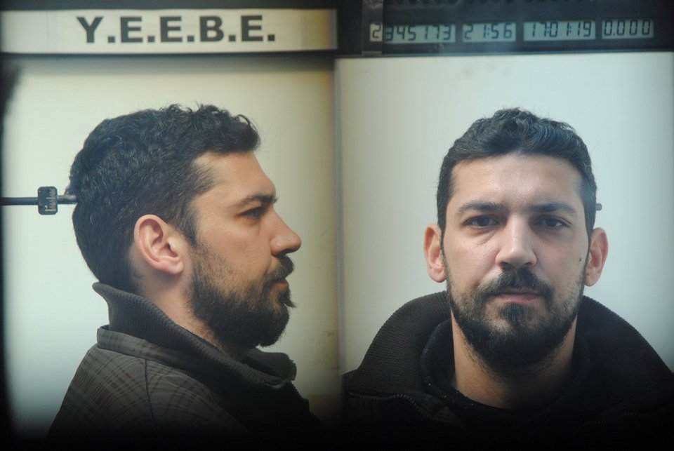 Αυτός είναι ο 34χρονος που «ξάφριζε» καταστήματα στη Θεσσαλονίκη [εικόνες] | iefimerida.gr 0