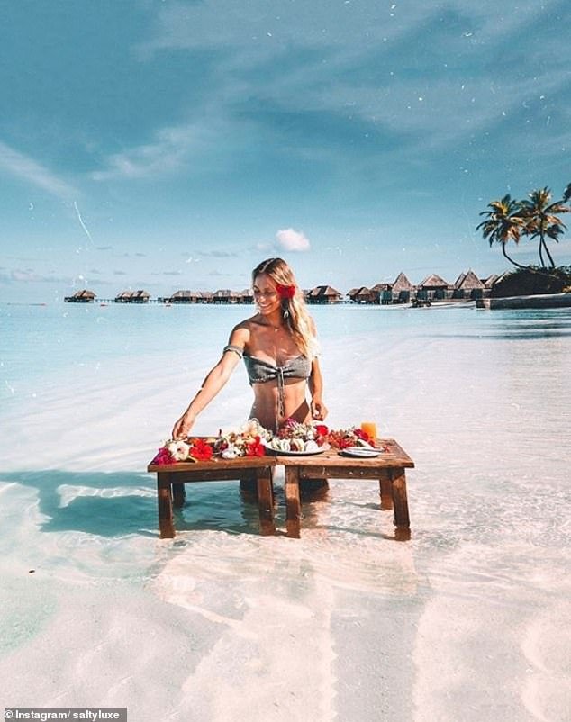 Μπάνιο δίπλα σε ενυδρείο και δείπνο με καμηλοπαρδάλεις –Ετσι έκαναν Πρωτοχρονιά τα Richs Kids [εικόνες] | iefimerida.gr 13