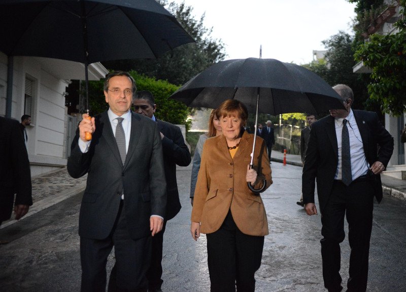 Ο τότε πρωθυπουργός Αντώνης Σαμαράς με την Ανγκελα Μέρκελ στην Αθήνα / Φωτογραφία:EUROKINISSI-ΓΟΥΛΙΕΛΜΟΣ ΑΝΤΩΝΙΟΥ