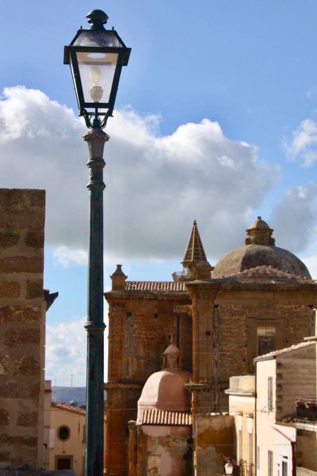 Σε αυτή την ιταλική πόλη πωλούνται σπίτια με 1 ευρώ: Μαυριτανικές κατοικίες, με εσωτερικές αυλές  [εικόνες]  | iefimerida.gr 6