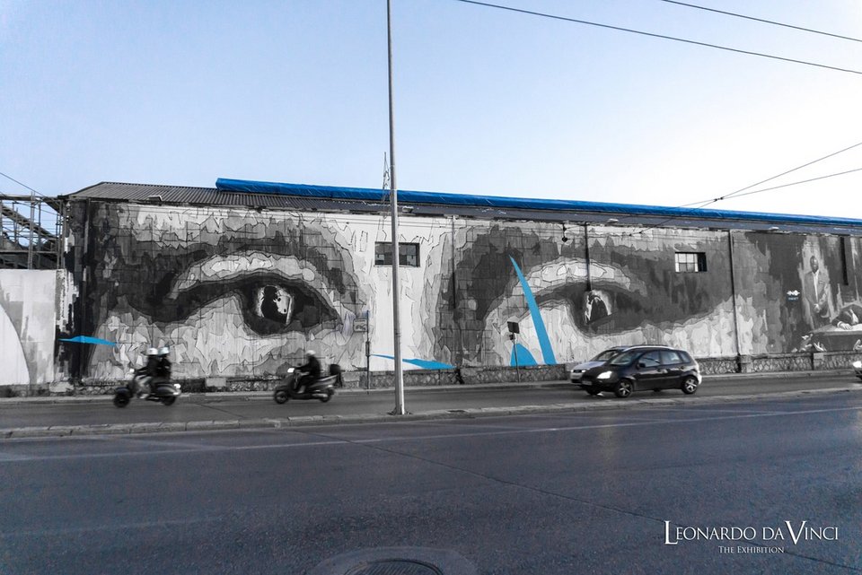Γκράφιτι μήκους 90μ. αφιερωμένο στον Ντα Bίντσι σε τοίχο στο Γκάζι [εικόνες] | iefimerida.gr 3