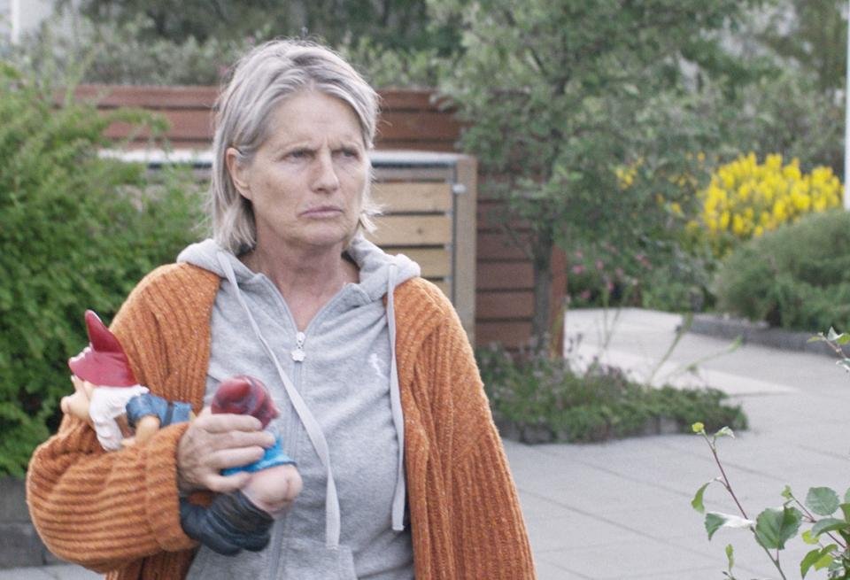 Νέες ταινίες: Ο Γουίλεμ Νταφόε μπαίνει στην ψυχή και το σώμα του Βαν Γκογκ [κριτική & τρέιλερ]  | iefimerida.gr 2