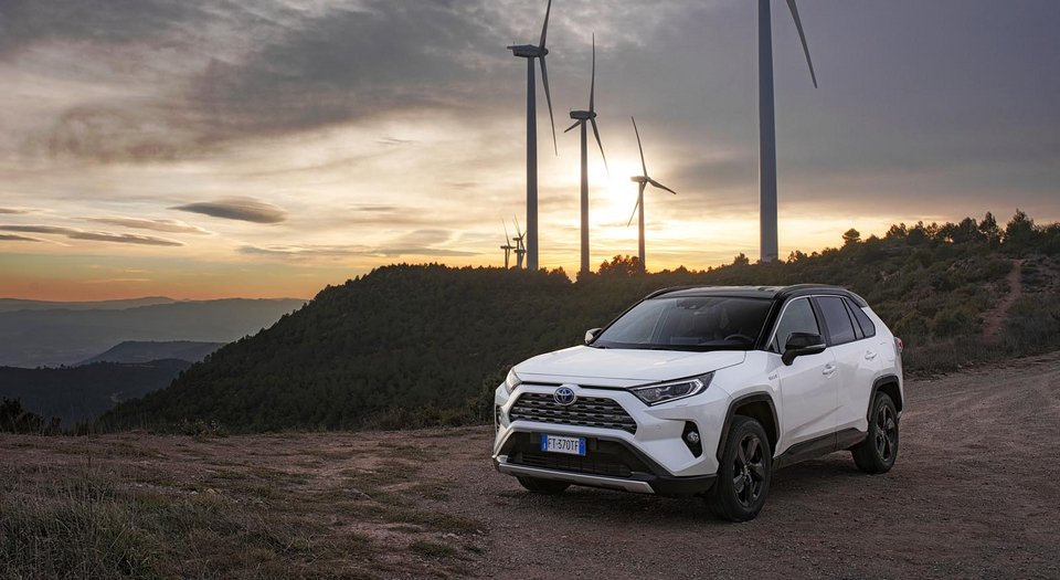 Το καινούργιο Toyota RAV4 έχει ενδιαφέρον [εικόνες & βίντεο] | iefimerida.gr 3