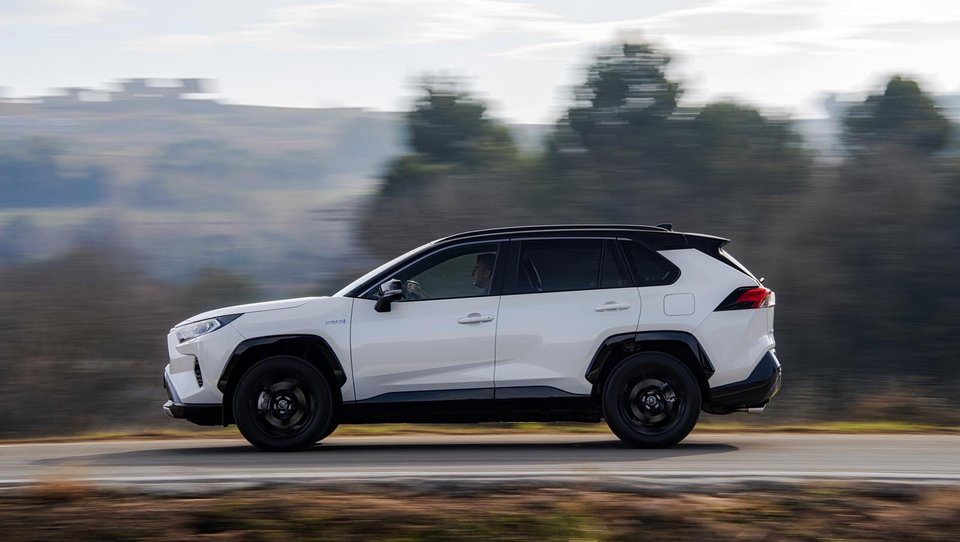 Το καινούργιο Toyota RAV4 έχει ενδιαφέρον [εικόνες & βίντεο] | iefimerida.gr 6