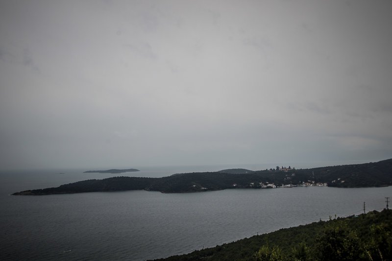 Το νησί Τρίκερι, ένα στολίδι του Παγασητικού που κάποτε ήταν τόπος εξορίας γυναικών [εικόνες] | iefimerida.gr 2