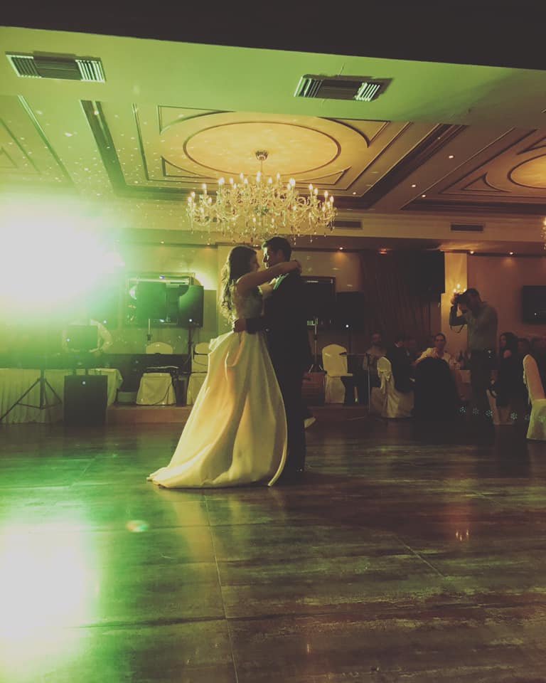 Ο Γιάννης Τσίλης παντρεύτηκε την Λένα και ήταν εκεί όλο το Survivor -Δείτε τη νύφη [εικόνες & βίντεο] | iefimerida.gr 6