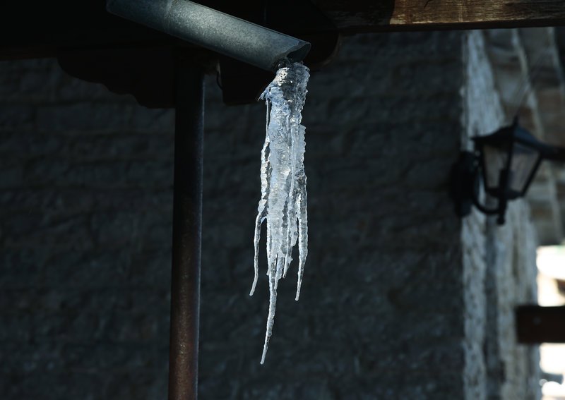 Χιόνια και ήλιος -Υπέροχα καρέ από τα ντυμένα στα «λευκά» Ζαγοροχώρια [εικόνες] | iefimerida.gr 2