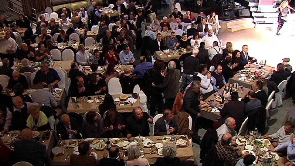 Αναπτερώνονται οι ελπίδες της Φώφης -Πλήθος κόσμου σε Βόλο και Καρδίτσα [εικόνες] | iefimerida.gr 0