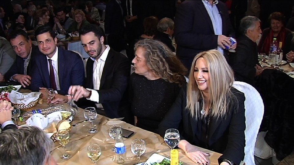 Αναπτερώνονται οι ελπίδες της Φώφης -Πλήθος κόσμου σε Βόλο και Καρδίτσα [εικόνες] | iefimerida.gr 2