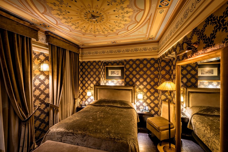 Η βρετανική Vogue εντόπισε ένα μικρό ξενοδοχείο διαμάντι στην Πάτρα -«Πρέπει οπωσδήποτε να πας», λέει [εικόνες] | iefimerida.gr 11