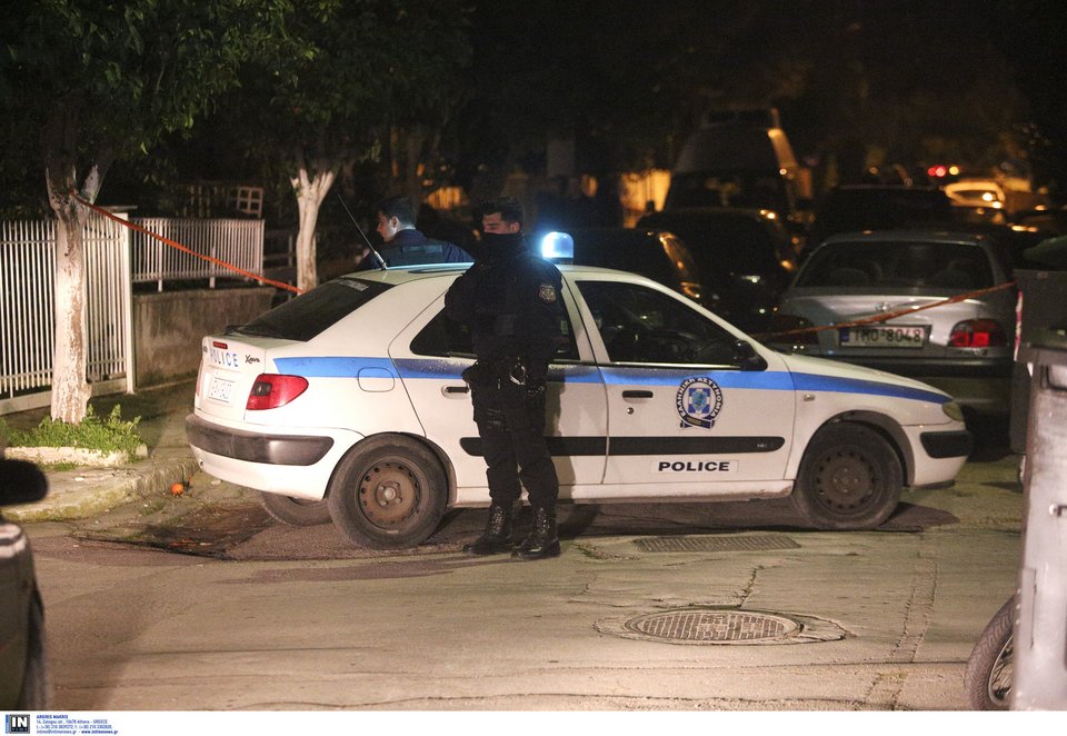 Φρίκη σε διαμέρισμα στο Χαλάνδρι -Βρέθηκε πτώμα δεμένο με σχοινιά [εικόνες] | iefimerida.gr 3