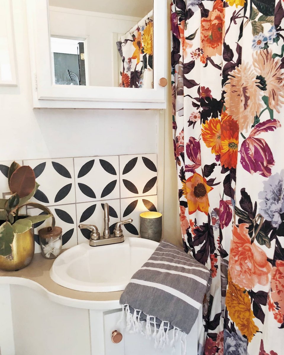 Το υπέροχο σπίτι των 16 τ.μ. στο οποίο ζει μια 5μελής οικογένεια -Βoho, πανέμορφο, τα χωράει όλα [εικόνες] | iefimerida.gr 7