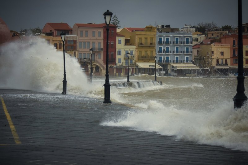Ισχυροί άνεμοι, ένα από τα χαρακτηριστικά της κακοκαιρίας (Φωτογραφία: EUROKINISSI/ΠΕΤΡΟΣ ΠΑΤΤΑΚΟΣ)