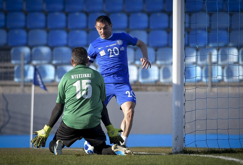 Νίκη και αποθέωση για τους Legends 2004 στα Ιωάννινα [εικόνες] | iefimerida.gr 0