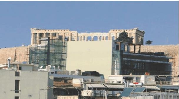 «Τείχος» κτιρίων απειλεί να εξαφανίσει τη θέα του μνημείου της Ακρόπολης