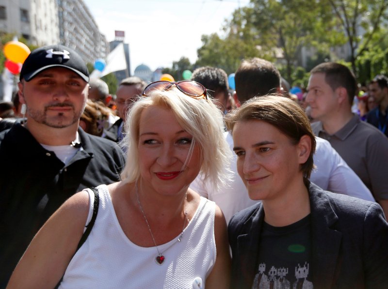 Η πρωθυπουργός της Σερβίας σε παρέλαση LGBT στο Βελιγράδι