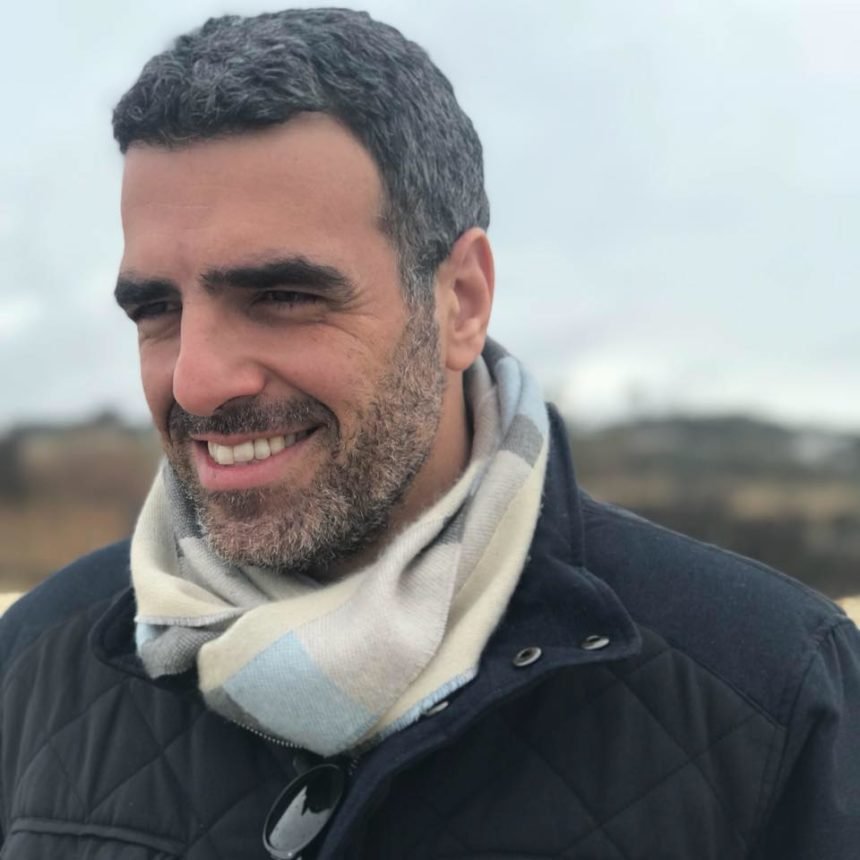 Αυτός είναι ο νέος σύντροφος της Νικολέττας Ράλλη -Γοητευτικός επιχειρηματίας [εικόνες] | iefimerida.gr 1