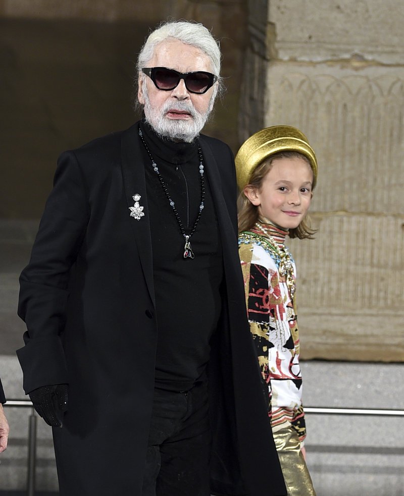 Ο Lagerfeld λάτρευε τον βαφτισιμιό του