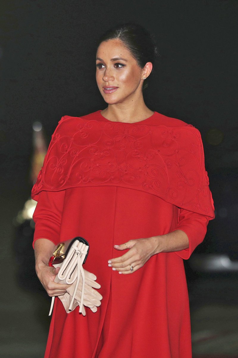 Μέγκαν Μαρκλ: Μετά τα σταριλίκια στη Νέα Υόρκη, στο Μαρόκο με κόκκινο Valentino [εικόνες] | iefimerida.gr 2