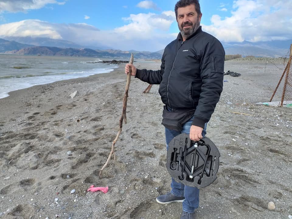 Κρήτη: Αυτή είναι η τετραμελής οικογένεια που αγνοείται -Ολονύχτιες έρευνες | iefimerida.gr 5