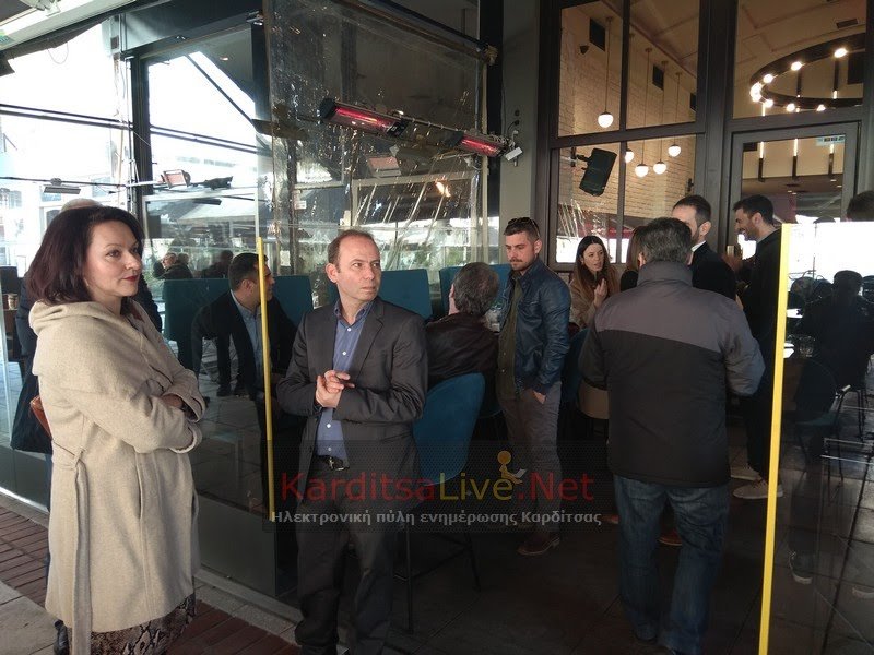 Αναπτερώνονται οι ελπίδες της Φώφης -Πλήθος κόσμου σε Βόλο και Καρδίτσα [εικόνες] | iefimerida.gr 7