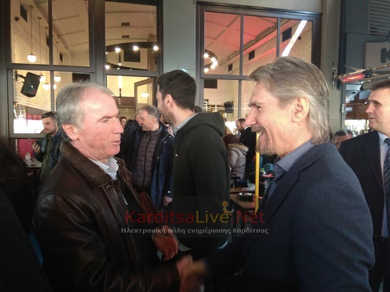 Αναπτερώνονται οι ελπίδες της Φώφης -Πλήθος κόσμου σε Βόλο και Καρδίτσα [εικόνες] | iefimerida.gr 6