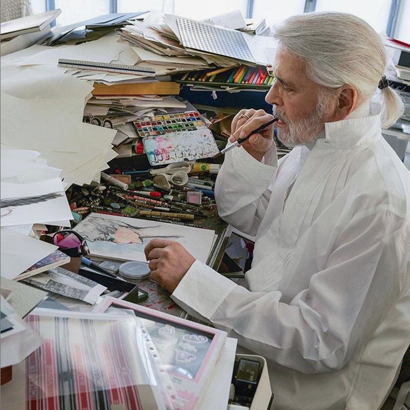 Η Αννα Γουίντουρ αποχαιρετά τον Karl Lagerfeld και αποκαλύπτει ποιος πραγματικά ήταν [εικόνες] | iefimerida.gr 3