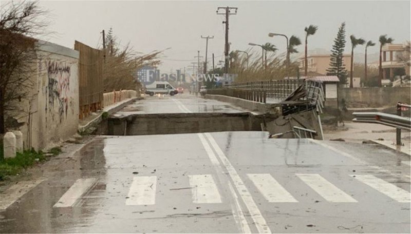 Η «Ωκεανίς» βούλιαξε την Κρήτη: Χωριά παραμένουν αποκλεισμένα [εικόνες & βίντεο] | iefimerida.gr 0