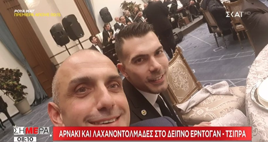 Ο ανταποκριτής του ΣΚΑΪ με τον διεθνή μπασκετμπολίστα Κώστα Σλούκα